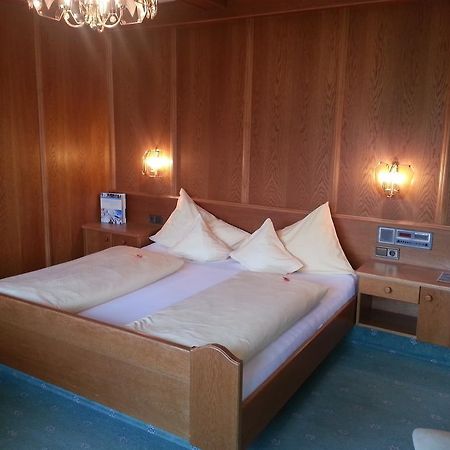 Hotel Garni Dietrich Seefeld in Tirol Eksteriør billede